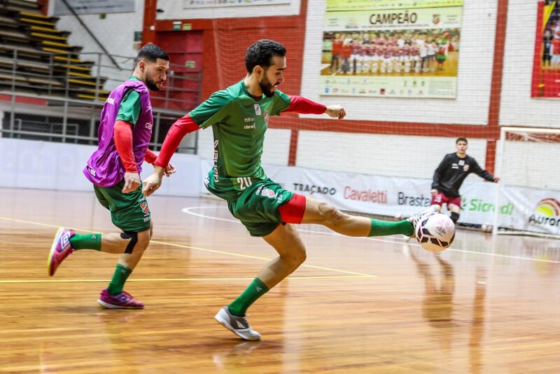 Atlântico busca vitória nesta sexta para encostar na liderança do Gauchão