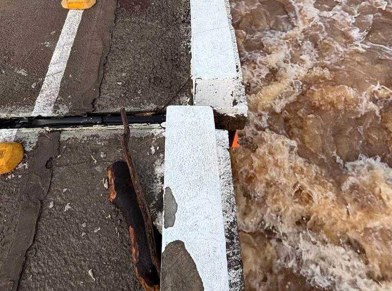 Ponte recém-inaugurada entre Bento Gonçalves e Cotiporã é interditada após sofrer avaria
