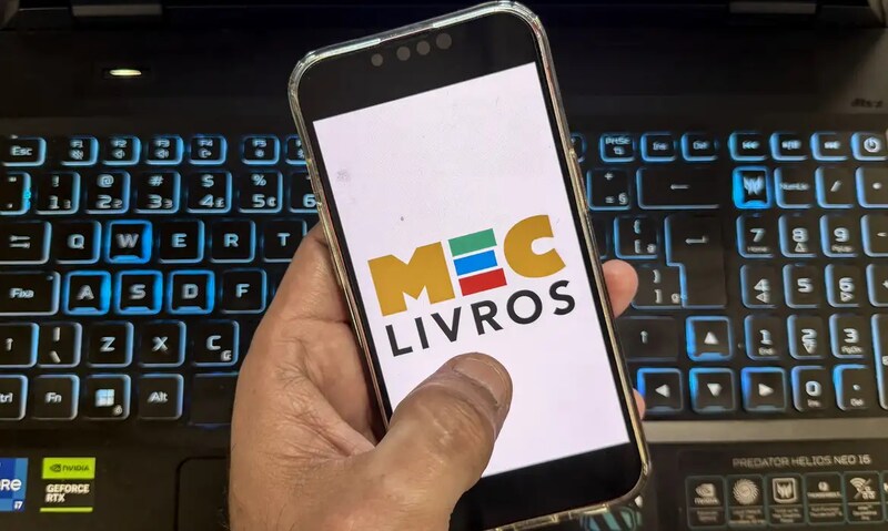 MEC amplia plataforma de livros gratuitos com mais de 7,8 mil obras em inglês e espanhol