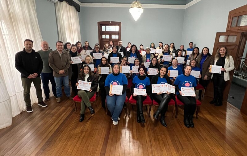 Servidores da Saúde Mental participam de curso para prevenção e cuidado de pessoas com problemas em apostas online