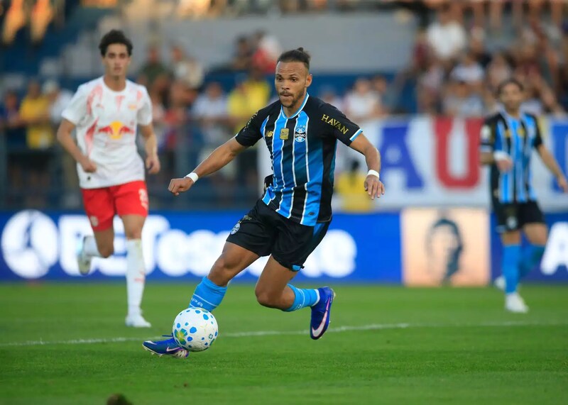 Grêmio perde para o Bragantino com gol no último minuto