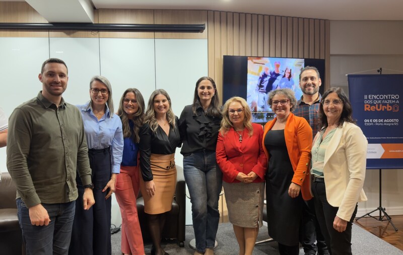 Erechim apresenta experiência em regularização fundiária durante encontro estadual em Porto Alegre