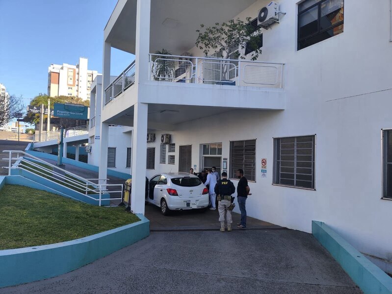 Bebê nasce antes de chegar ao hospital e PRF abre caminho para atendimento em Erechim