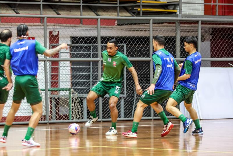 Atlântico tem duelo direto pela liderança na Série Ouro contra o Passo Fundo nesta quinta