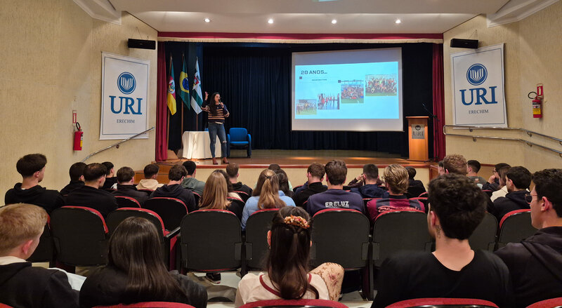 URI Erechim abre Semana Acadêmica de Educação Física com dança, formação profissional e novas perspectivas para a carreira