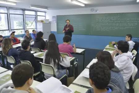 https://www.auonline.com.br/upload/noticias/2026/09/md_8219e0662768633e14d14b8a256de39f.jpg