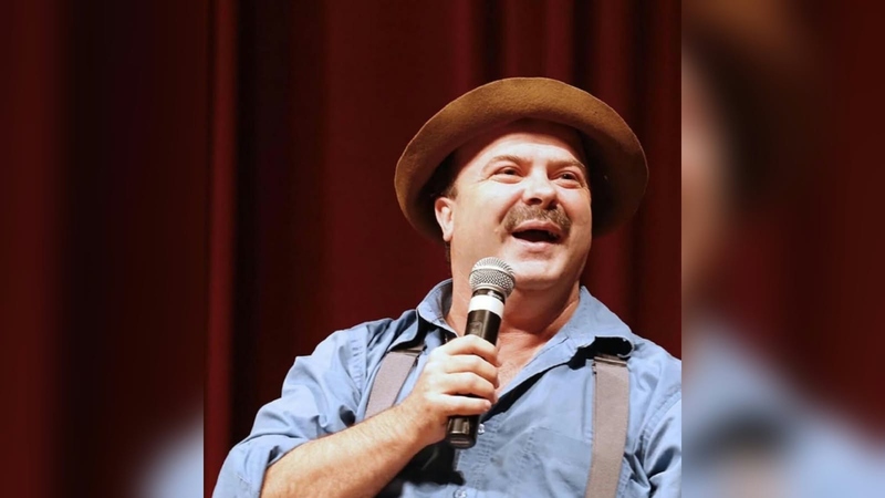 Paulinho Mixaria abre Semana Farroupilha de Erval Grande com show gratuito na praça