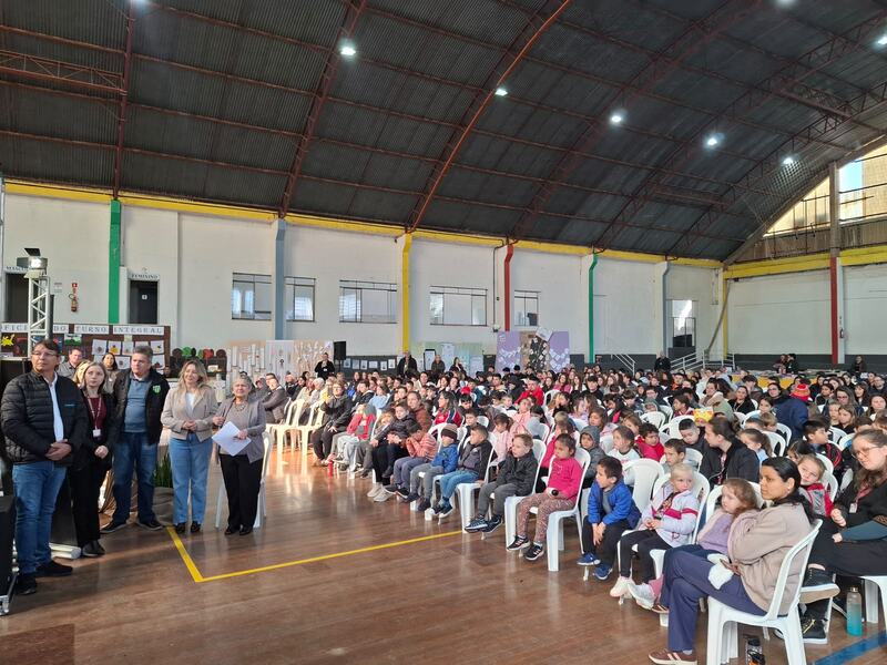 6ª Feira do Livro de Marcelino Ramos começa com convite à leitura e aos sonhos