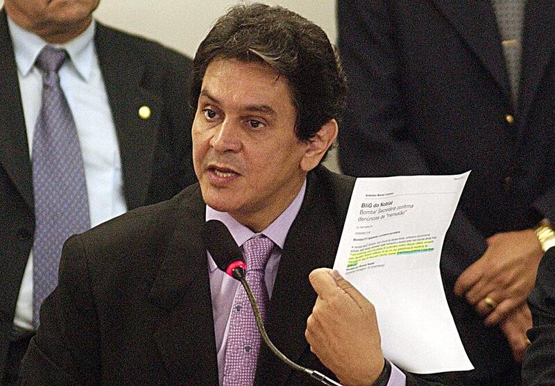 Lula I e II: o Mensalão abala o governo e termina com 25 condenados no STF