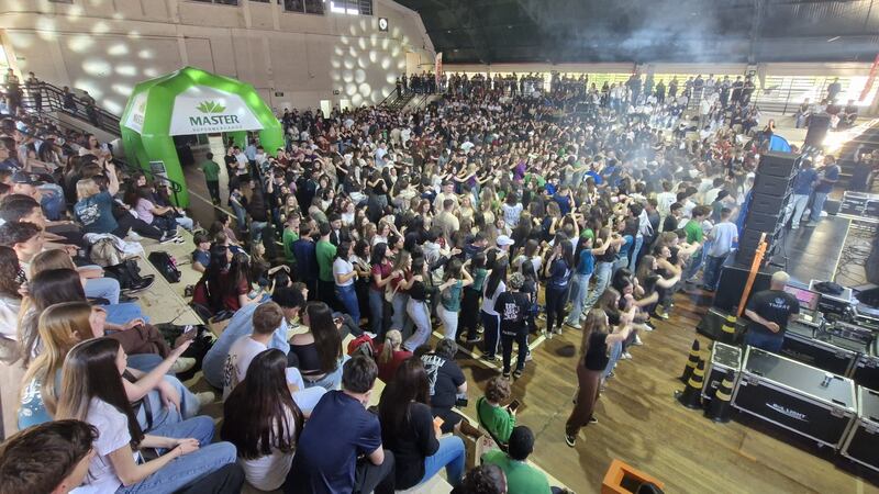 Universo URI reúne cerca de 2 mil estudantes em dia de descobertas sobre o futuro profissional