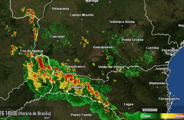 Temporal com chuva forte e granizo de até 5 centímetros atinge Chapecó e região