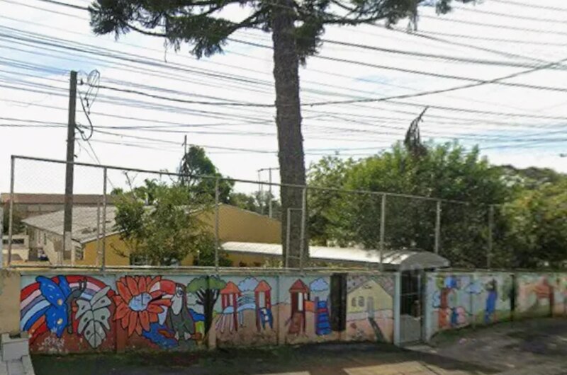 Invasão de creche termina com 13 crianças resgatadas sem ferimentos e invasor morto em Curitiba